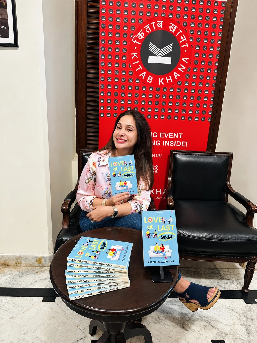 Preeti-Mallapurkar-the-authot-of-book-Love-At-Last-Swipe-at-Kitab-Khana